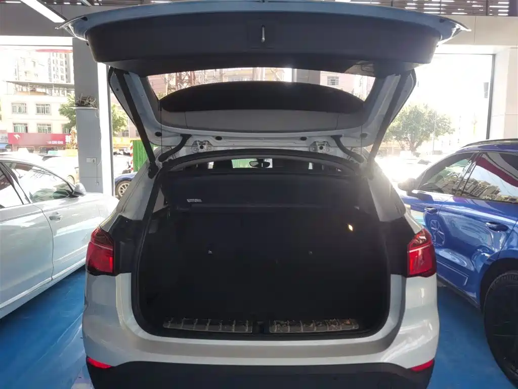 BMW X1 2017 — фото 15