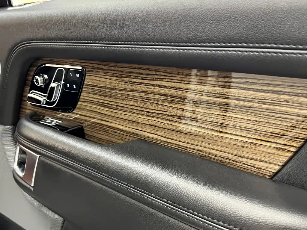 Land Rover Range Rover 2019 — фото 18
