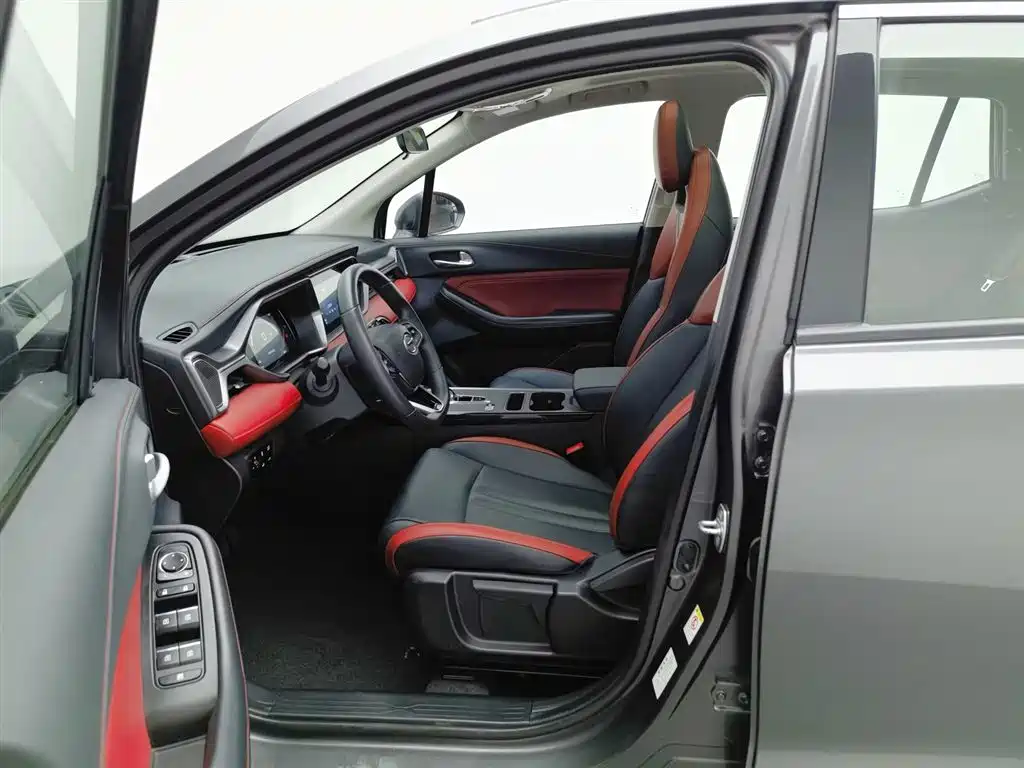 GAC Motor Trumpchi GS4 2023 — фото 10