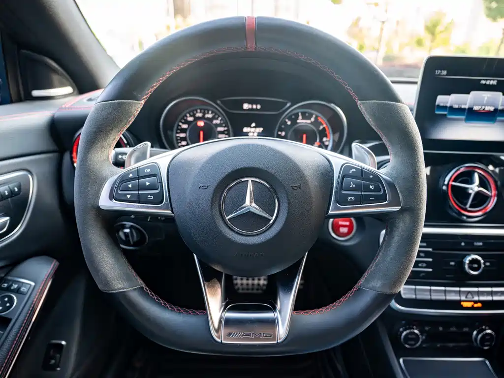 Mercedes-Benz CLA AMG 2019 — фото 13