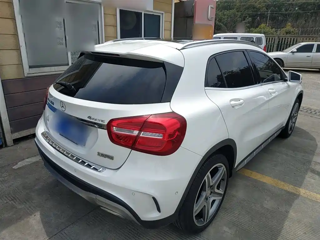 Mercedes-Benz GLA 2015 — фото 7