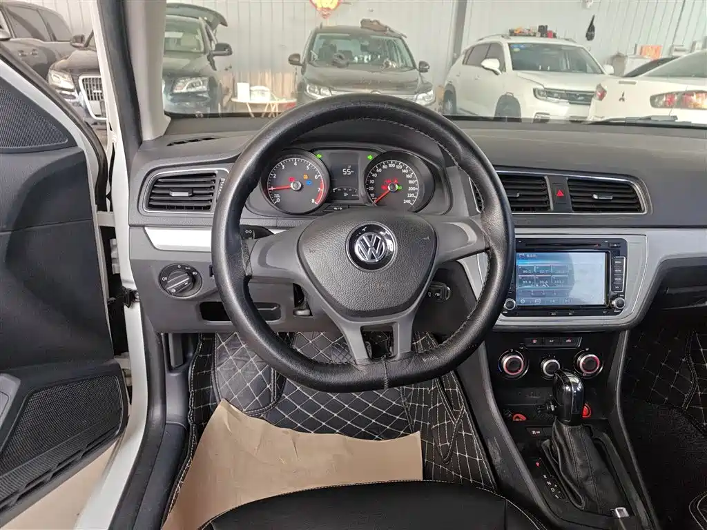 Volkswagen Gran Lavida 2016 — фото 11