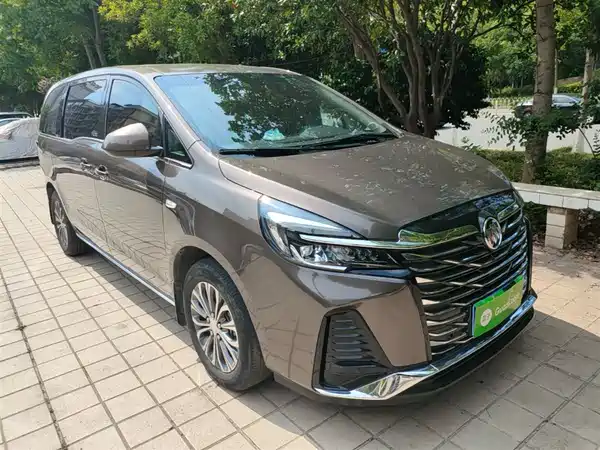 Buick GL8 2023