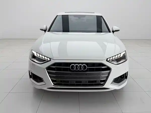 Audi A4L 2020