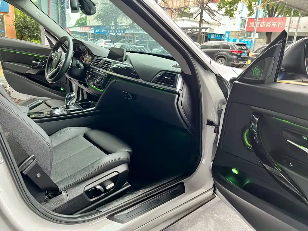 BMW 3 Series GT 2018