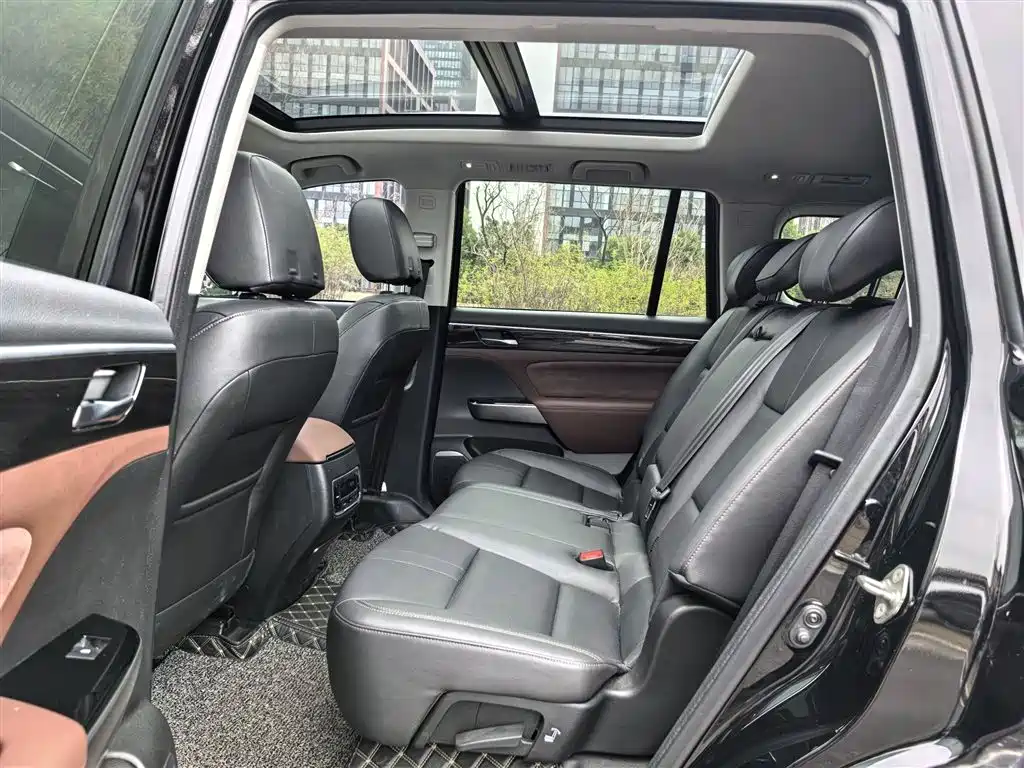 GAC Motor Trumpchi GS8 2019 — фото 17