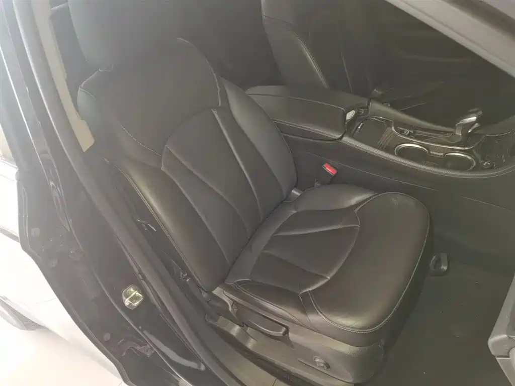 Buick Envision Plus 2020 — фото 25