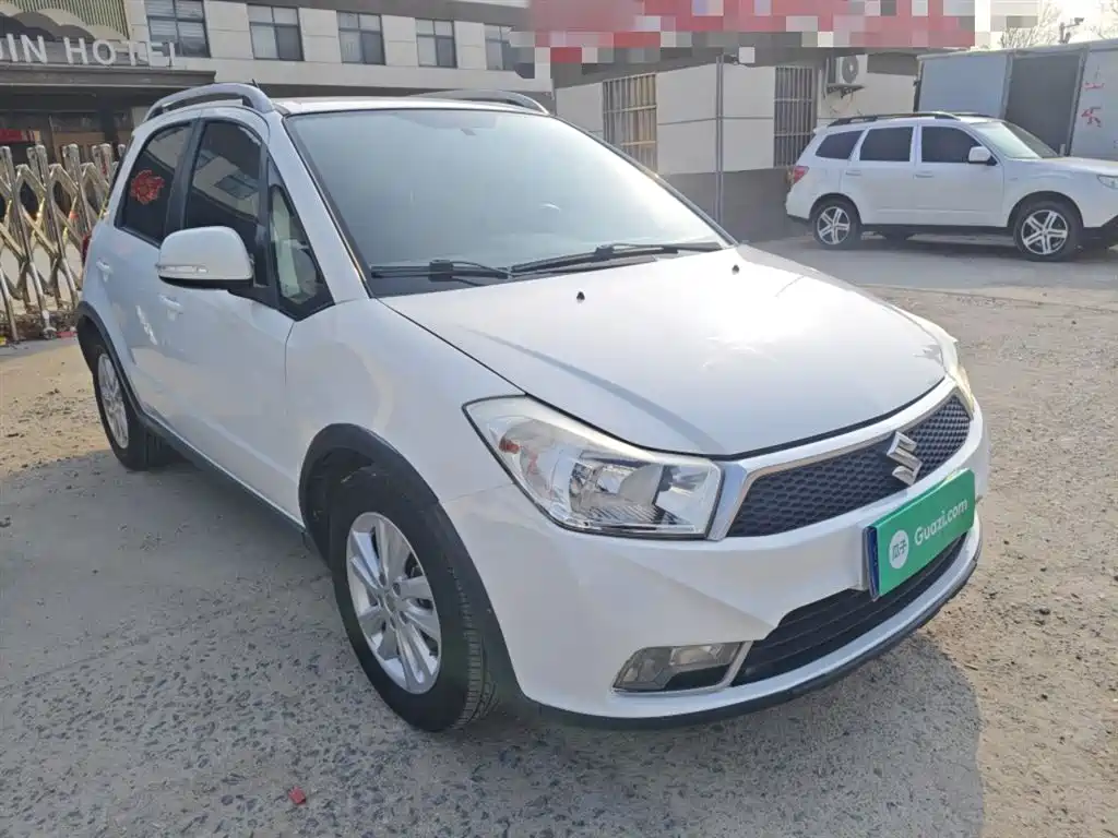 Suzuki SX4 2015 — фото 22