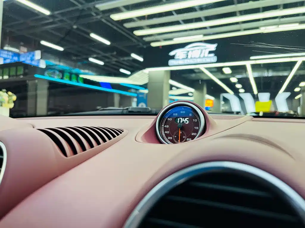 Porsche 718 2022 — фото 15