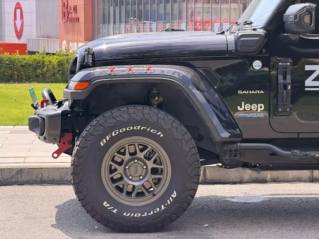 Jeep Wrangler 2021 — фото 8