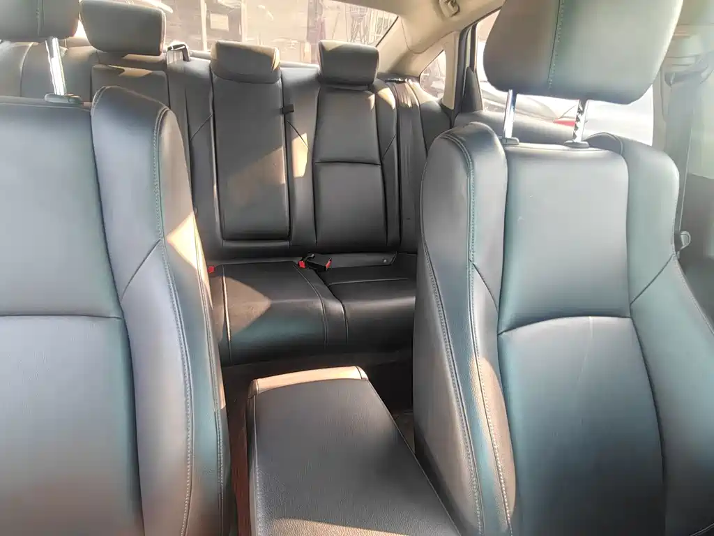 Honda Accord 2019 — фото 11