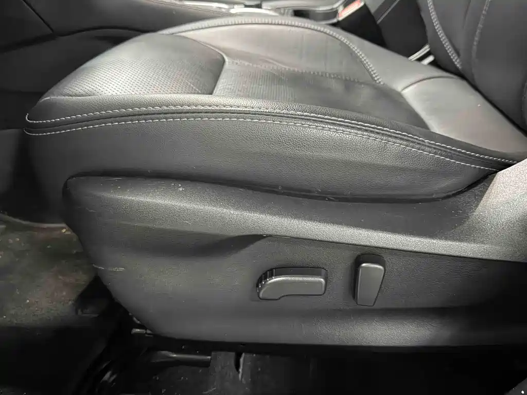 Subaru Forester 2022 — фото 16
