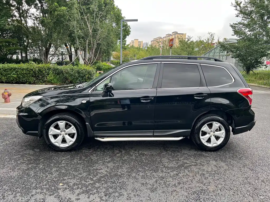 Subaru Forester 2015 — фото 4