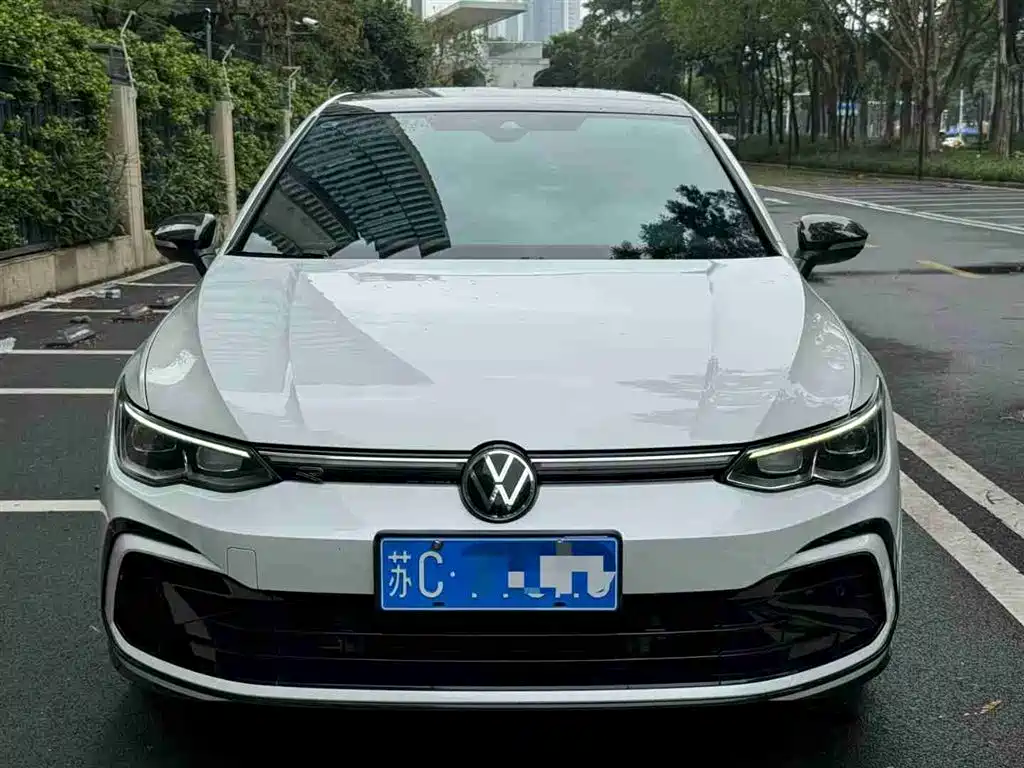 Volkswagen Golf 2022