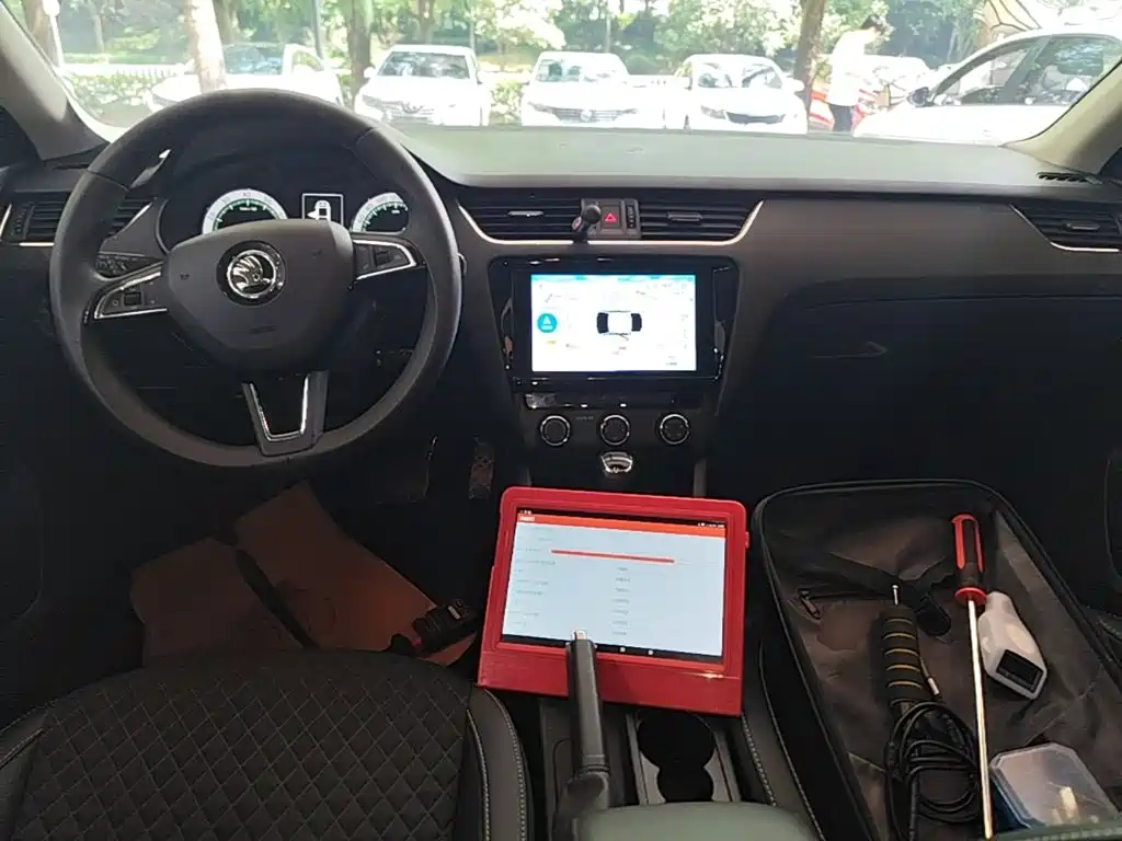 Skoda Octavia 2020 — фото 10
