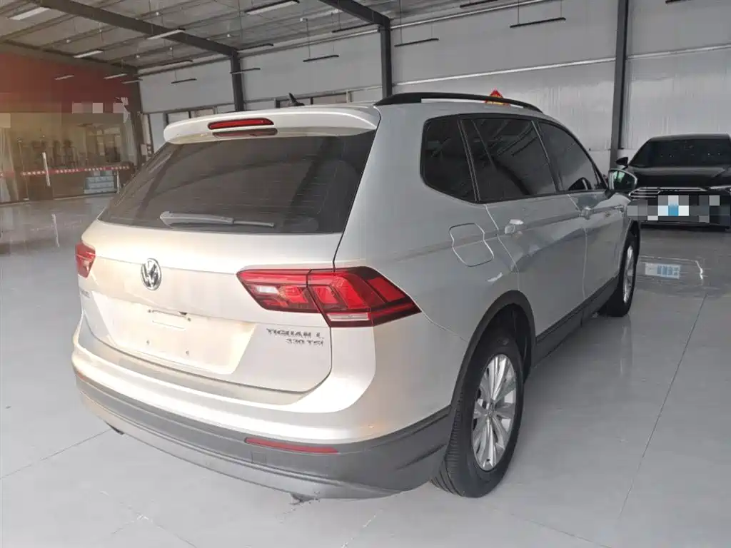 Volkswagen Tiguan L 2018 — фото 5