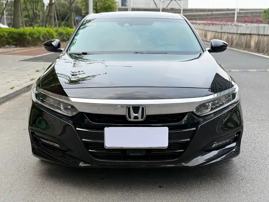 Honda Accord 2021 — фото 2