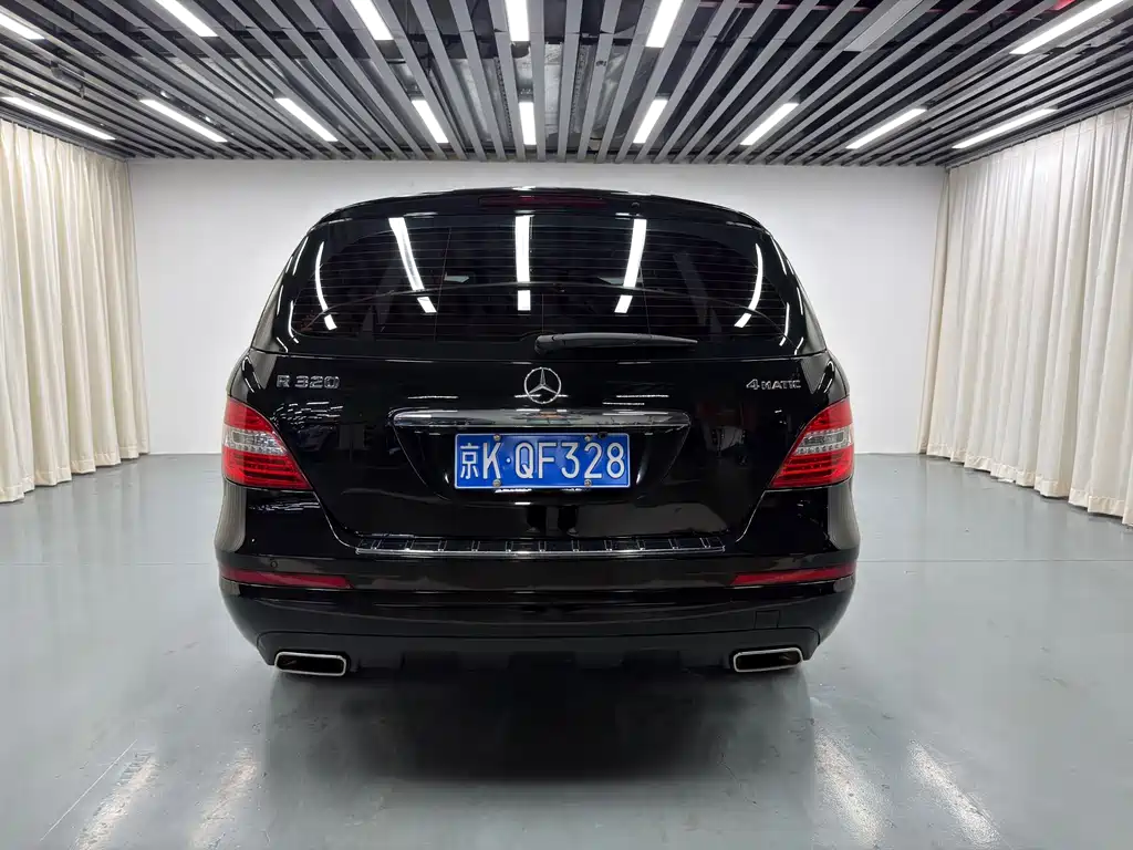 Mercedes-Benz R-Class 2016 — фото 16