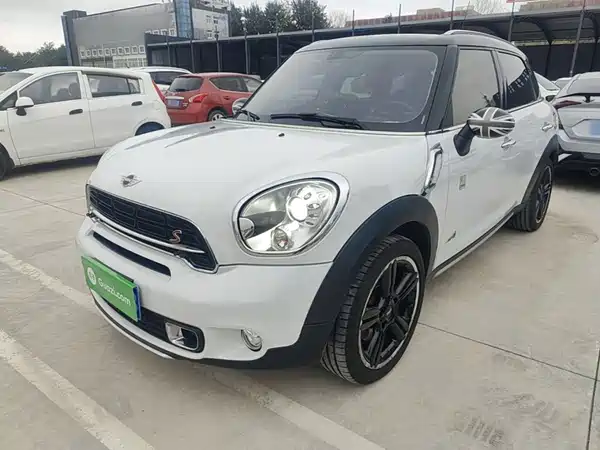 MINI Countryman 2016