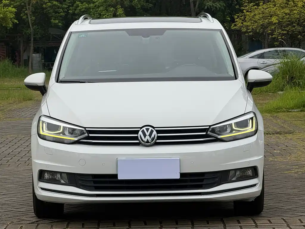 Volkswagen Touran 2016 — фото 2
