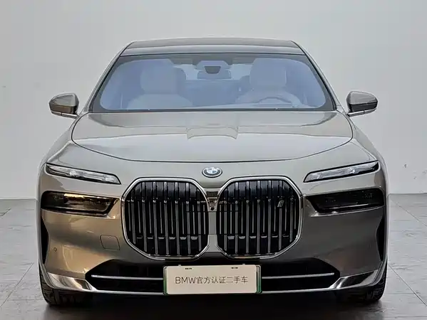 BMW i7 2023
