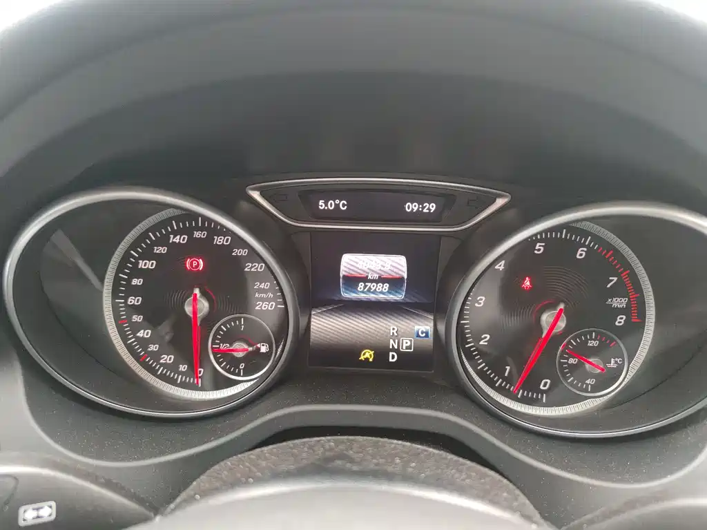 Mercedes-Benz GLA 2017 — фото 10