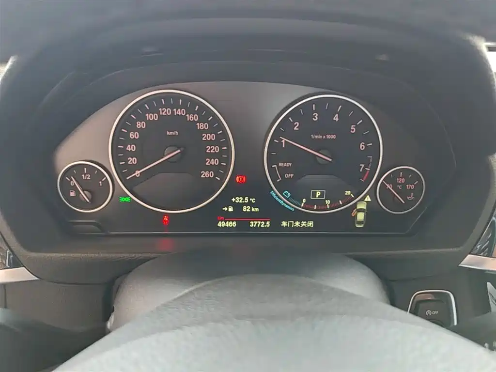 BMW 3 Series 2018 — фото 12