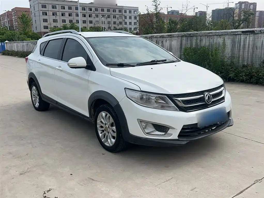 Dongfeng Fengshen AX3 2016 — фото 25