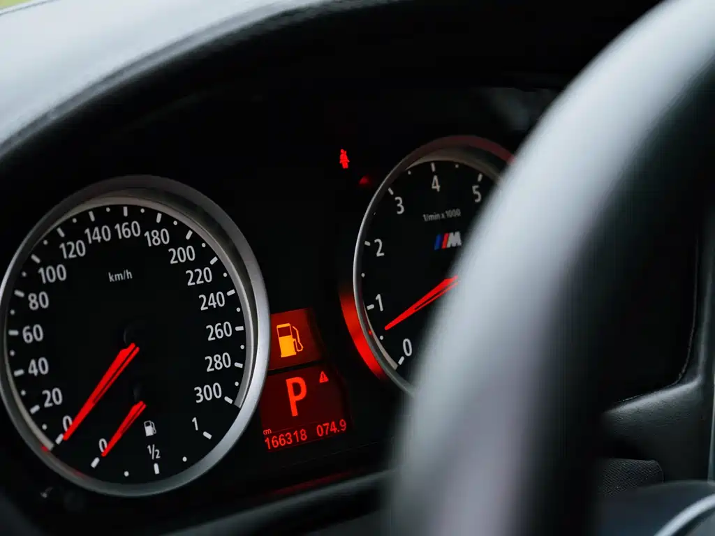 BMW X6 M 2013 — фото 13
