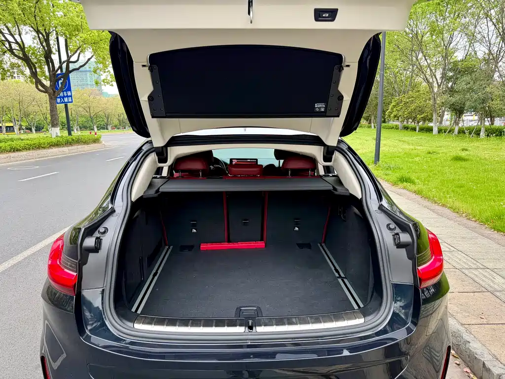 BMW X4 2023 — фото 10