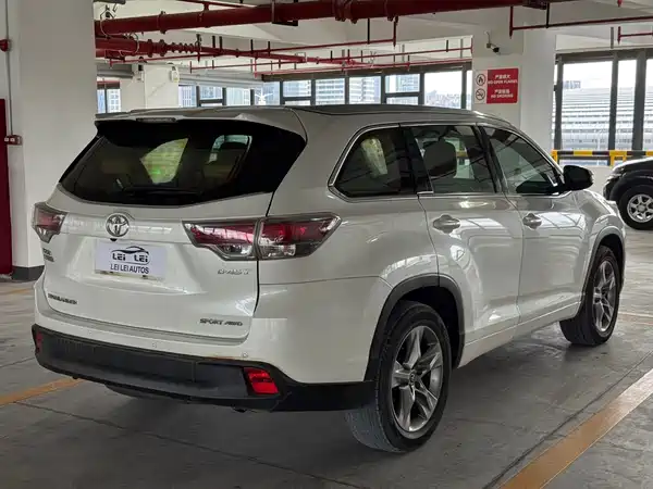 Toyota Highlander 2017