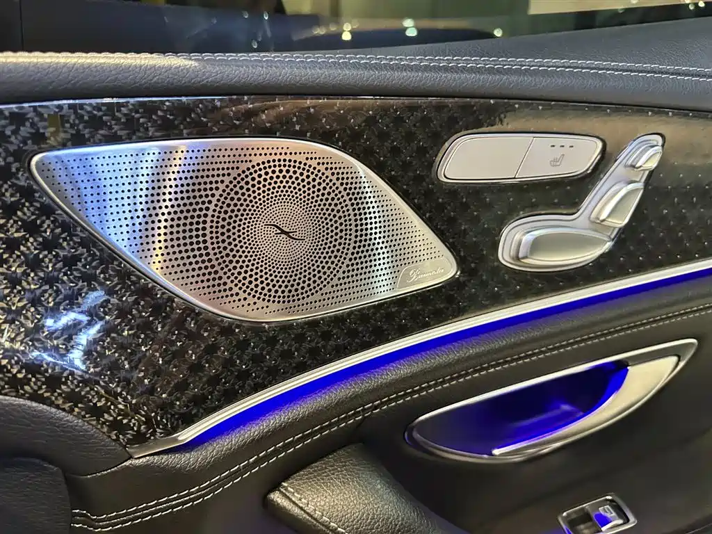 Mercedes-Benz AMG GT 2020 — фото 16