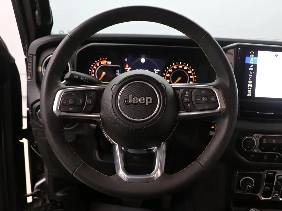 Jeep Wrangler 2024 — фото 15