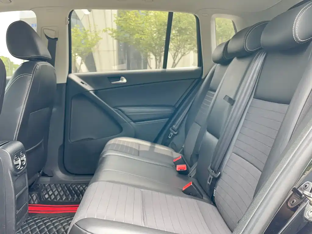 Volkswagen Tiguan 2019 — фото 11