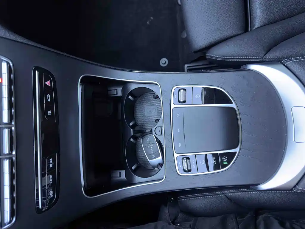 Mercedes-Benz C-Class 2021 — фото 16