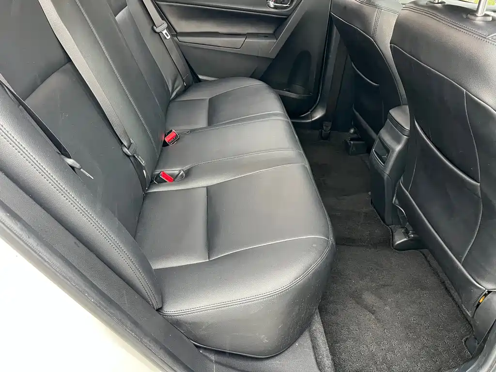 Toyota Corolla 2017 — фото 11