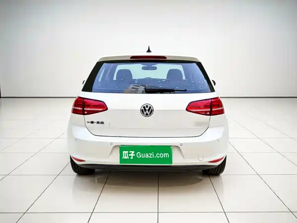 Volkswagen Golf 2016