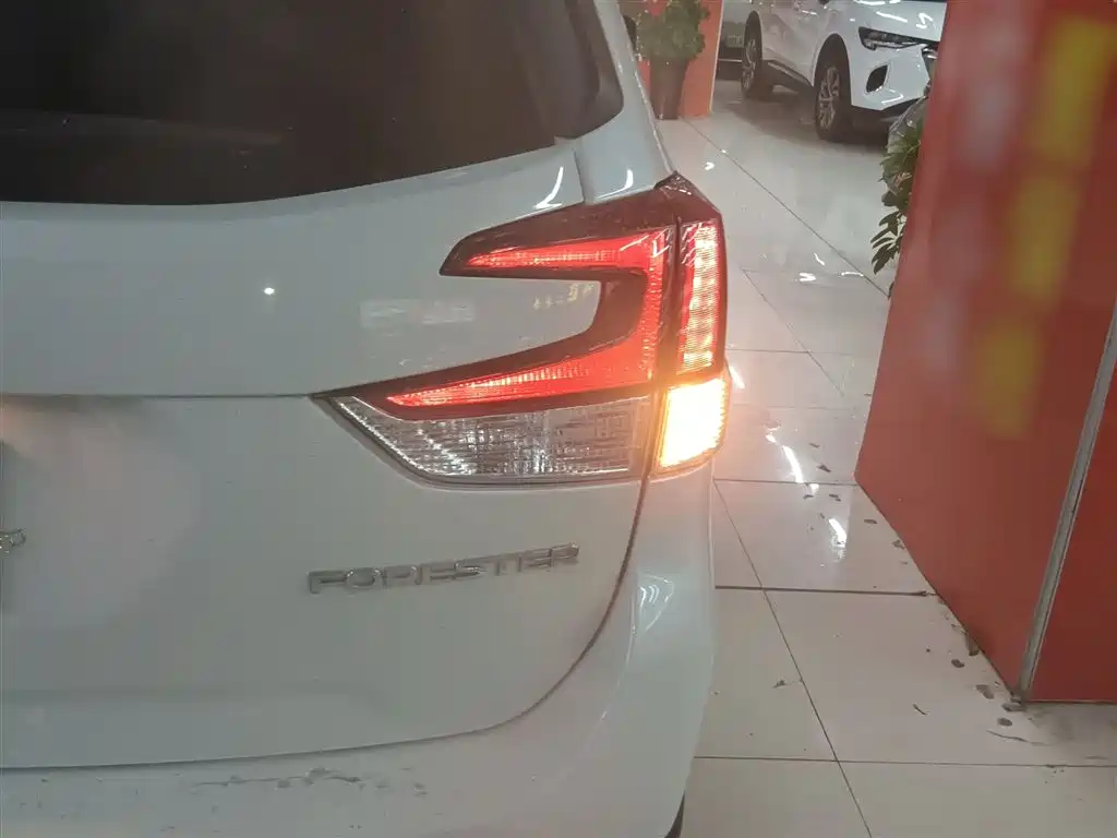 Subaru Forester 2019 — фото 24