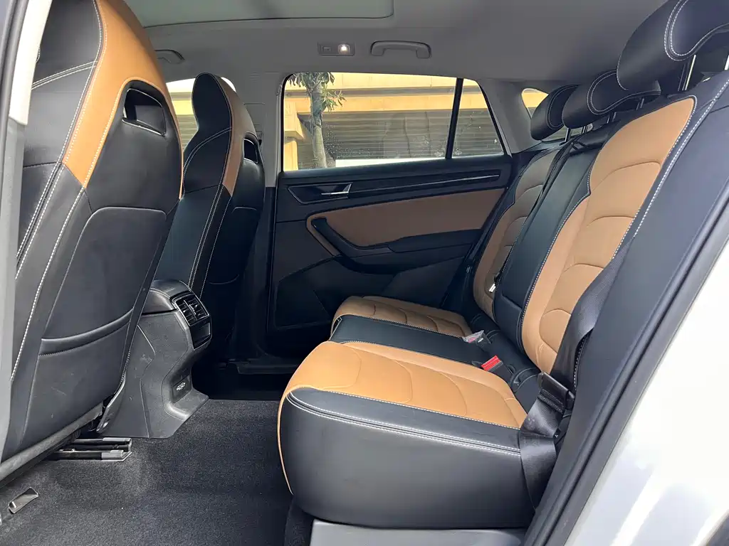Skoda Kodiaq GT 2021 — фото 12