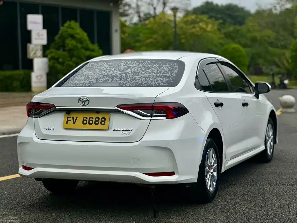 Toyota Corolla 2019 — фото 4