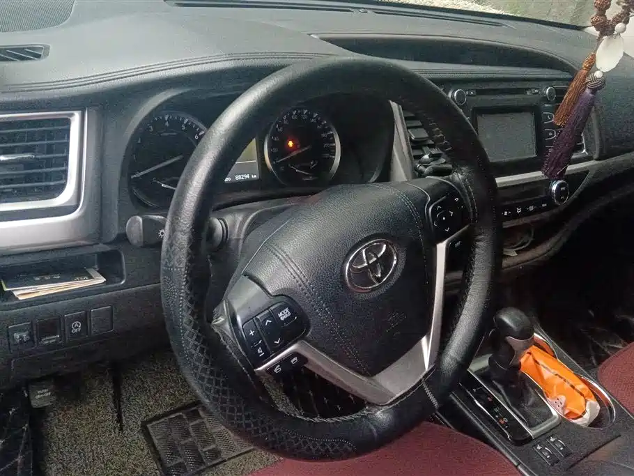 Toyota Highlander 2018 — фото 15