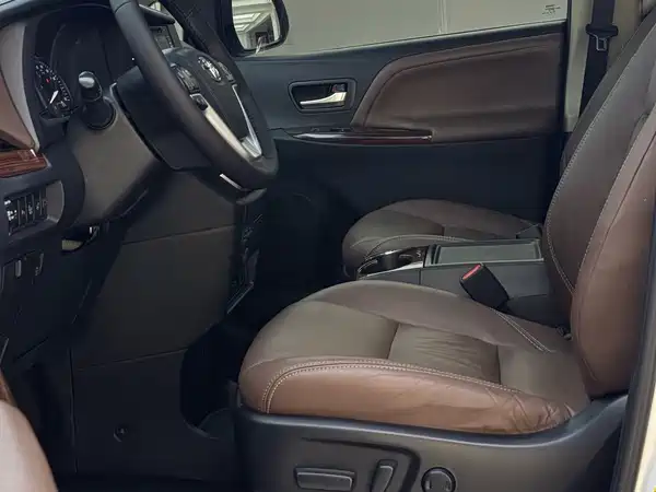 Toyota Sienna 2017