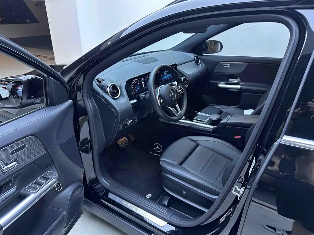 Mercedes-Benz GLA 2021 — фото 9