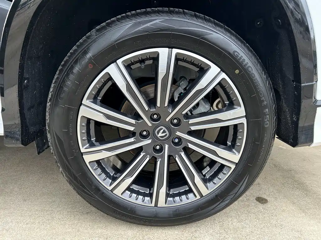 Changan CS75 PLUS 2025 — фото 10