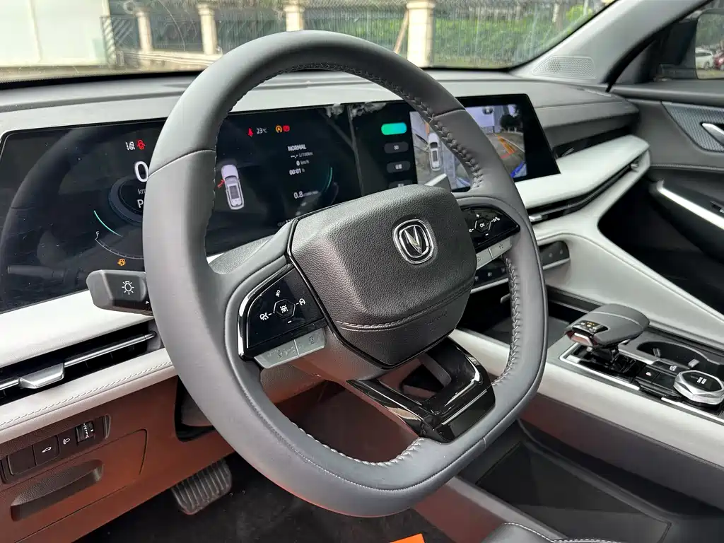 Changan CS75 PLUS 2025 — фото 12