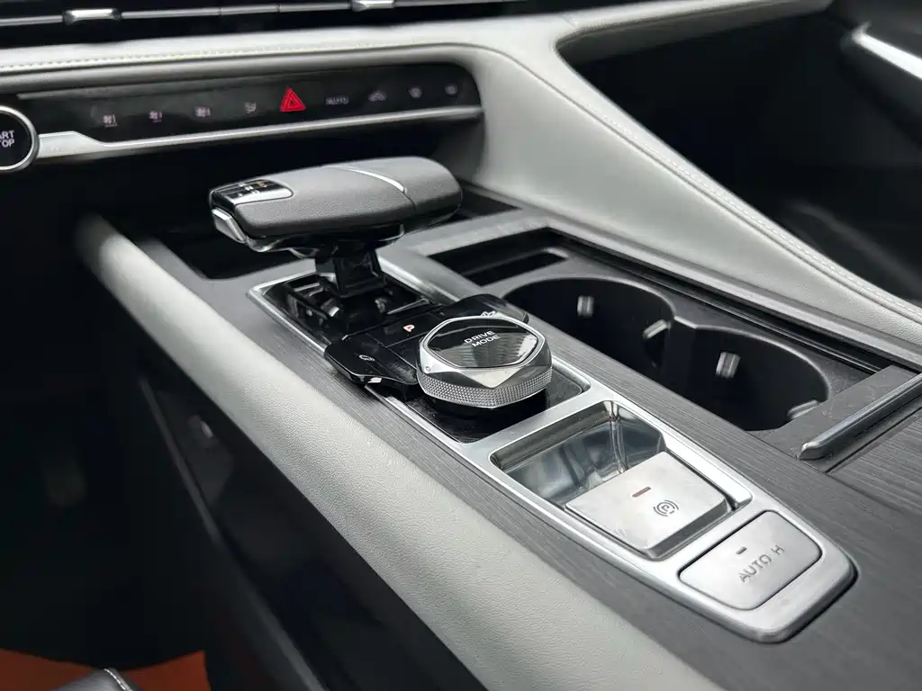 Changan CS75 PLUS 2025 — фото 15