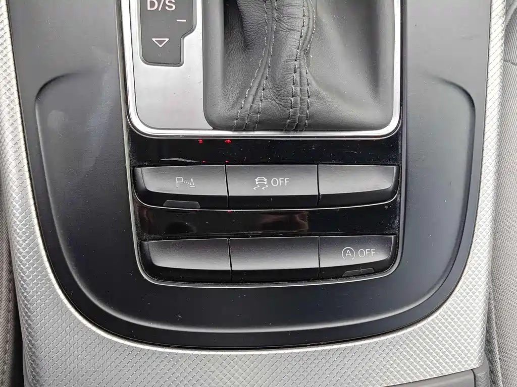 Audi A4L 2012 — фото 20
