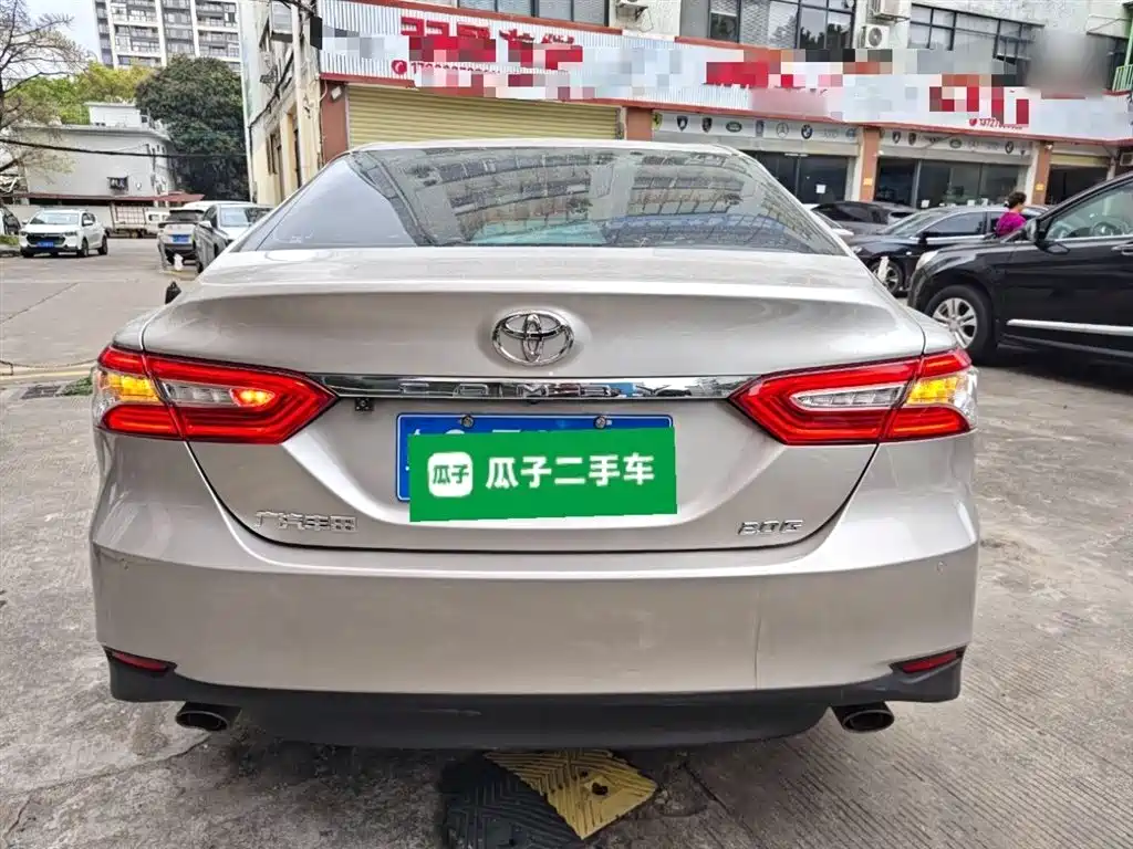 Toyota Camry 2020 — фото 4