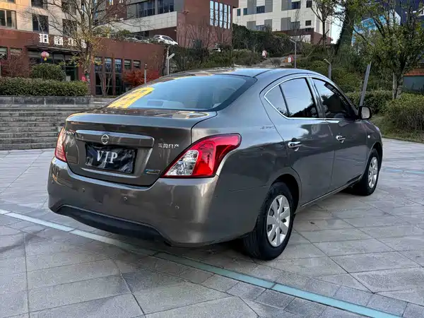 Nissan Sunny 2017