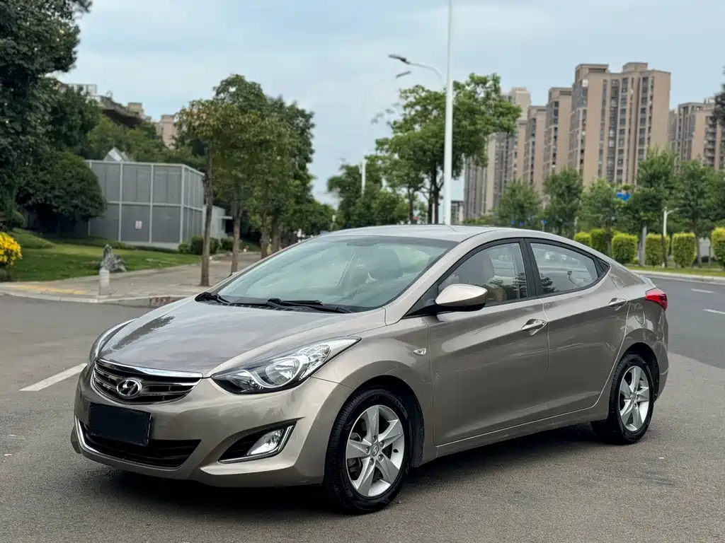 Hyundai Elantra Langdong 2014 — фото 1